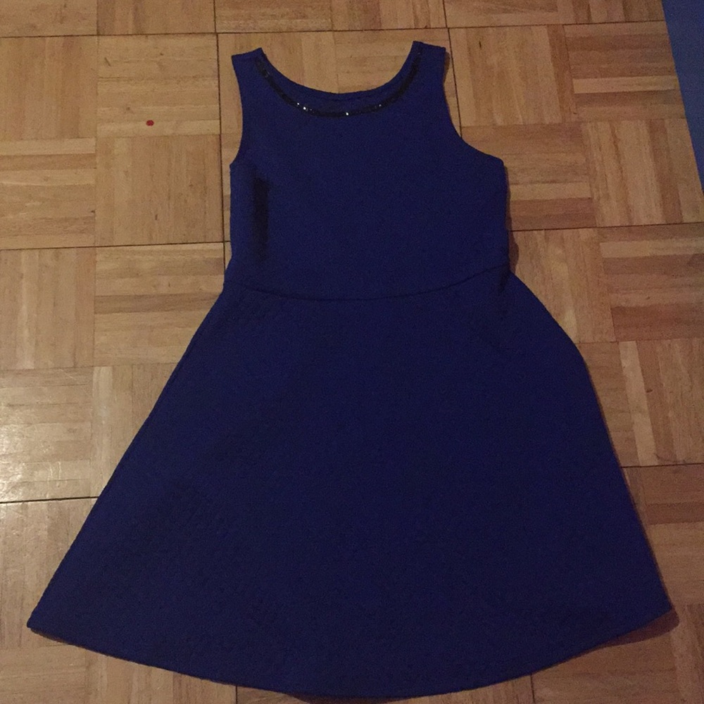 Dark blue dress